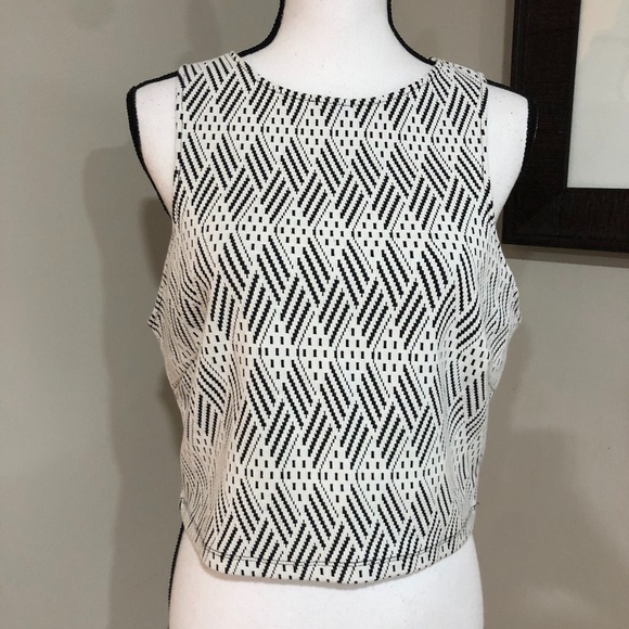 *FOREVER 21+* Sleeveless Knit Crop Top Size 2X - Picture 1 of 7